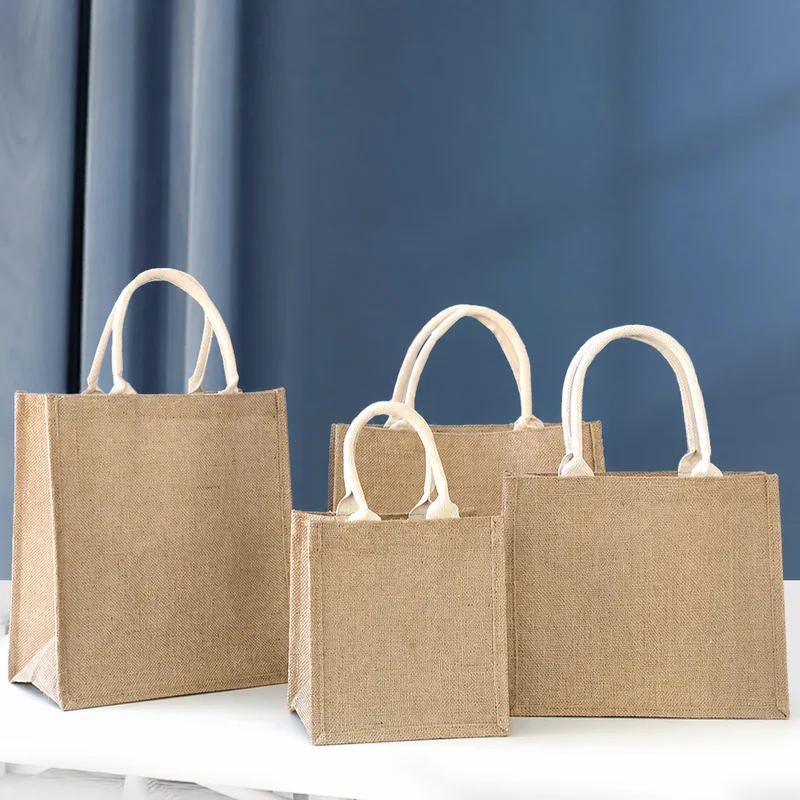 Four natural-look tote bag sizes with rope handles